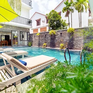 tomorrow-oasis-boutique-villa-hoi-an.hotelsofhoian.com/